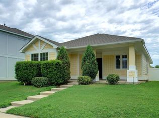 10945 Colonial Heights Ln, Fort Worth, TX 76179
