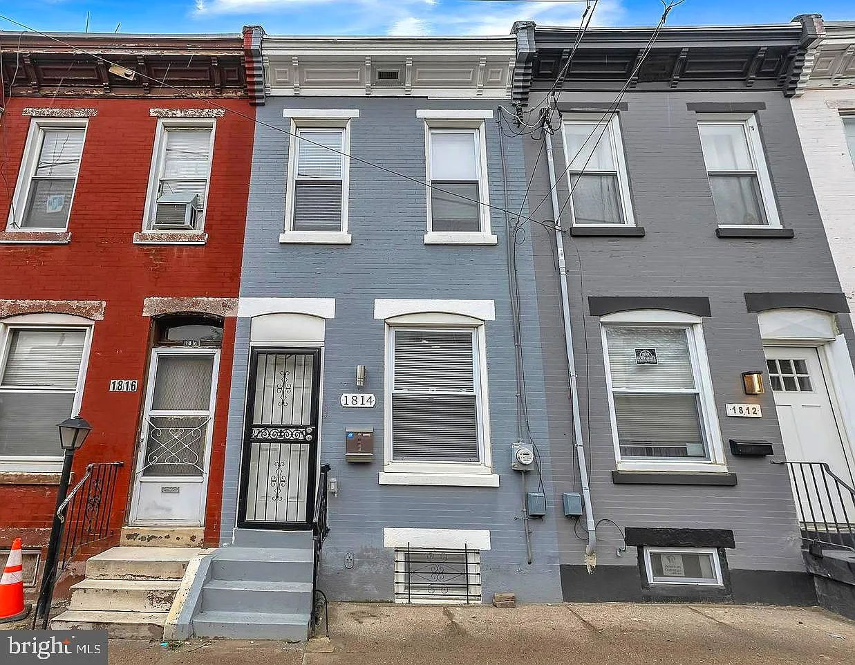 2 bed, 1.5 bath, 900 sqft, $1,650 — Photo 1