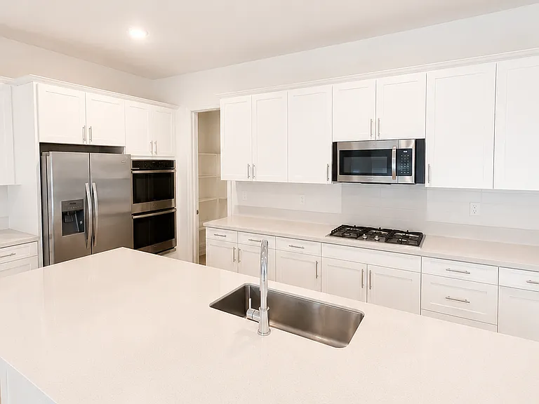4780 S Ivy Ave — Photo 13