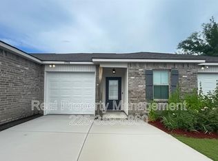 17414 Berkshire Dr, Prairieville, LA 70769