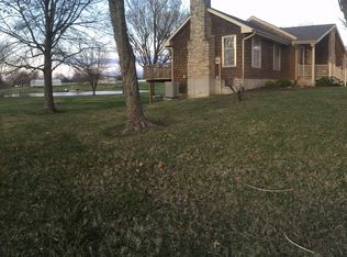 1108 W Hubach Hill Rd, Raymore, MO 64083