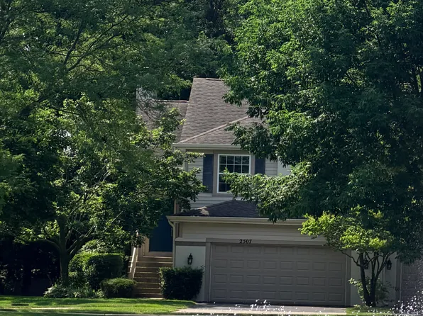 2507 Palazzo Dr, Buffalo Grove, IL 60089