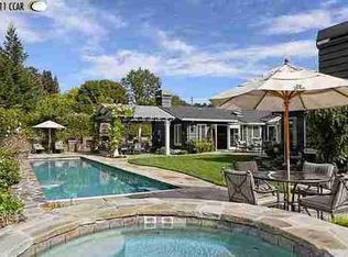 121 Lombardy Ln, Orinda, CA