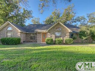 7313 Ravenswood Rd, Granbury, TX 76049