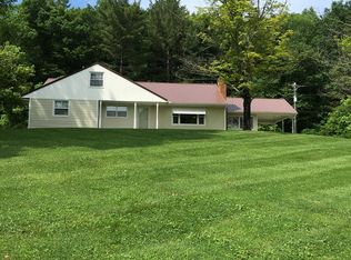 824 Clarksburg Rd, Vanceburg, KY 41179