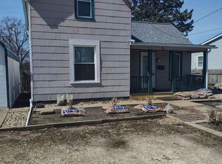 702 N Avenue C, Canton, IL 61520