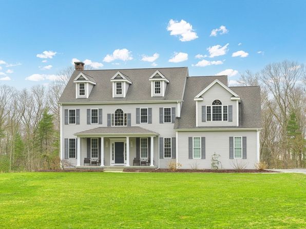 23 Spring St, Rehoboth, MA 02769