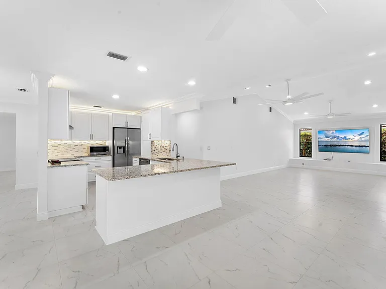 2244 Quail Rdg — Photo 36