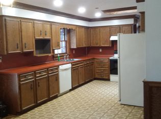 1733 Calhoun Rd, Hamilton, GA 31811