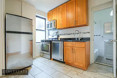 Rented by ZealEstate Group Inc