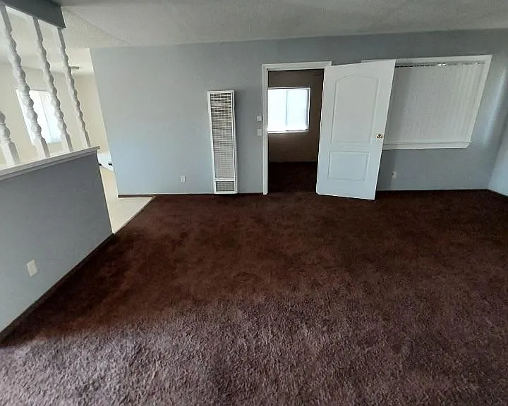 18216 Walnut St — Photo 7