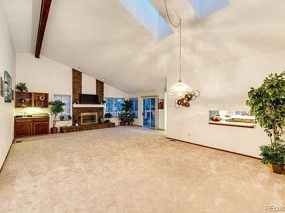 4th image of 17865 E Berry Dr