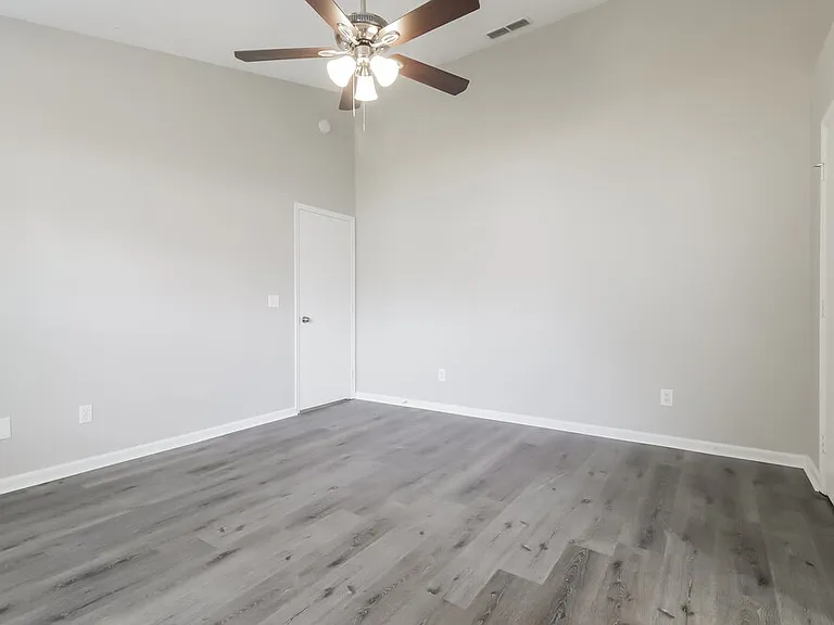 104 Little Fox Ave — Photo 8