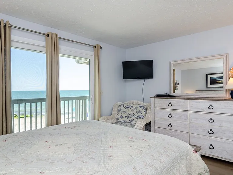 2110 Surf Rider Cir #A — Photo 21