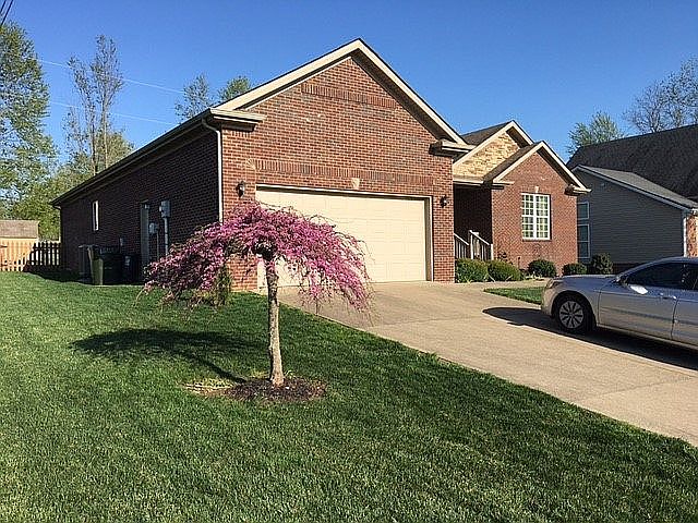 2nd image of 143 Mockingbird Ln
