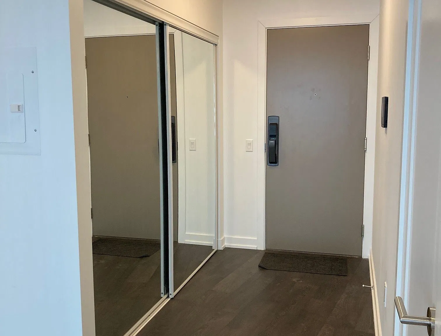 2 bed, $2,650 — Photo 1