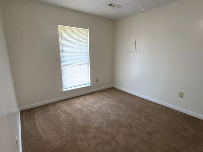 235 Dogwood Pointe Dr #1 — Photo 15