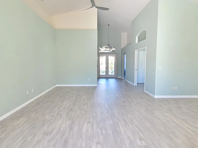 1224 Siesta Key Cir — Photo 11