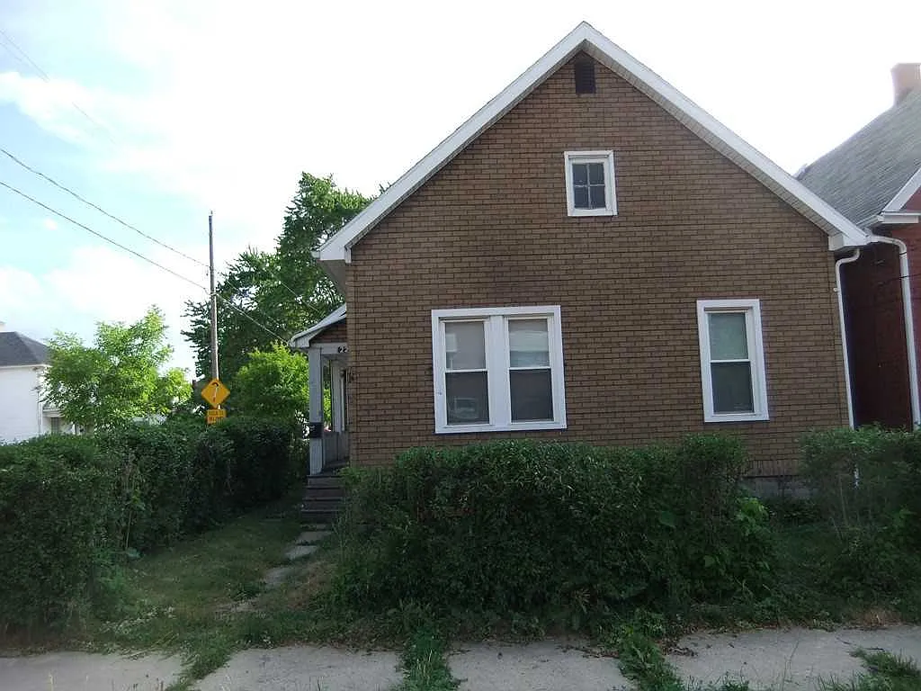 224 Whittemore St photo 1