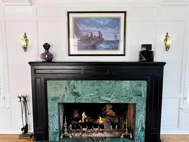 2400 Benedict Canyon Dr — Photo 18