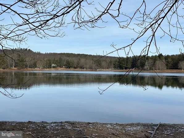 Naylor Rd, Oakland, MD 21550