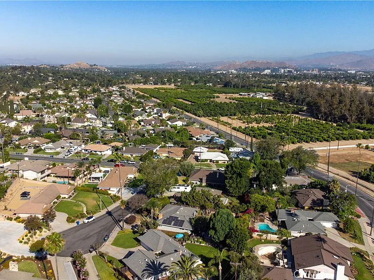 1185 La Subida Ct — Photo 37