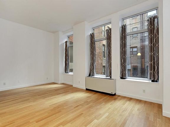 4th image of 59 John St #7J