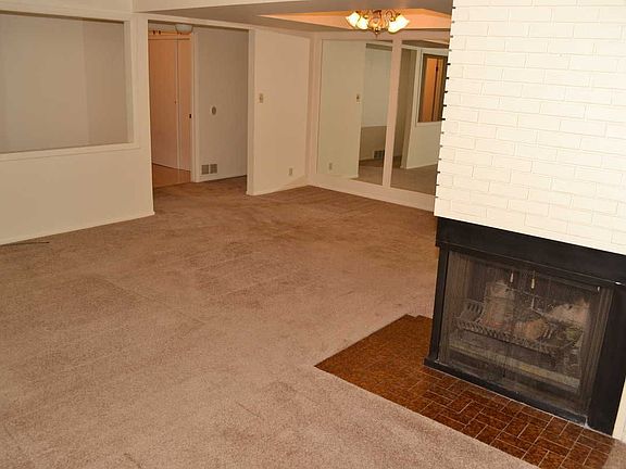 Family Room 2nd View