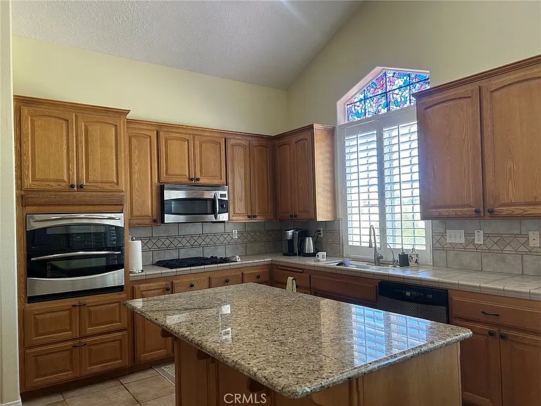 9408 La Cadena Ave — Photo 11