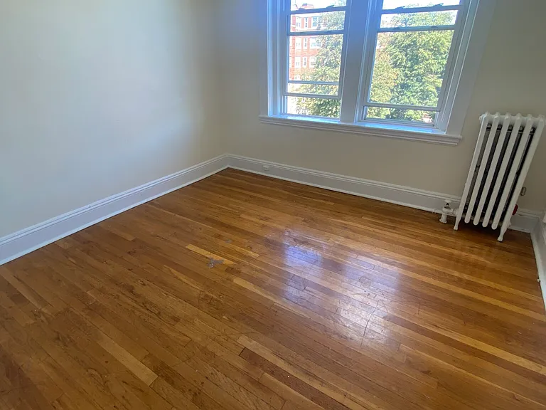 131-135 Washington St #28 — Photo 9