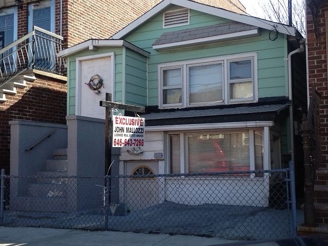 1st image of 217 Bay 49 St