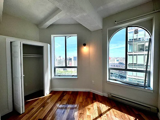 Rented by City Connections Realty | media 12