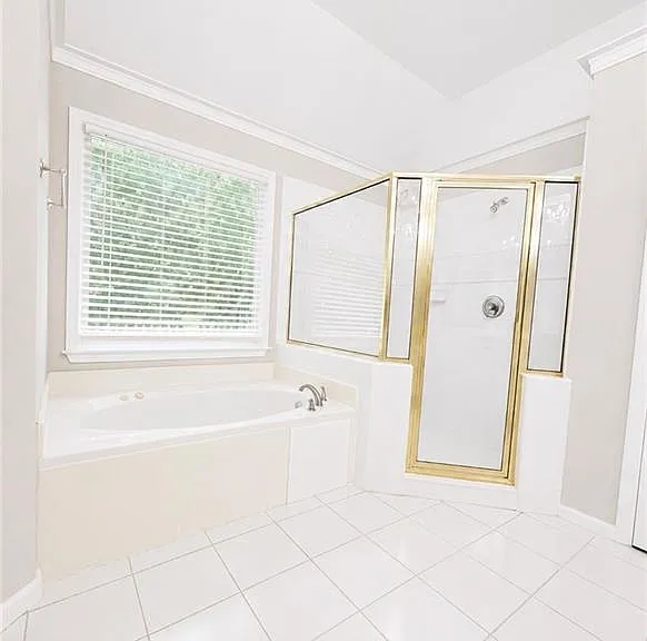 3235 Bentwood Close — Photo 29