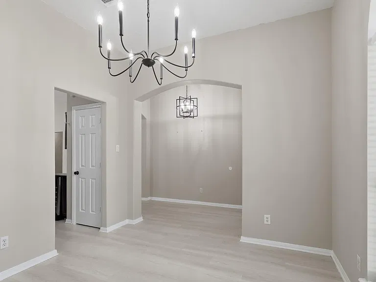 17003 Analisa Cir — Photo 4