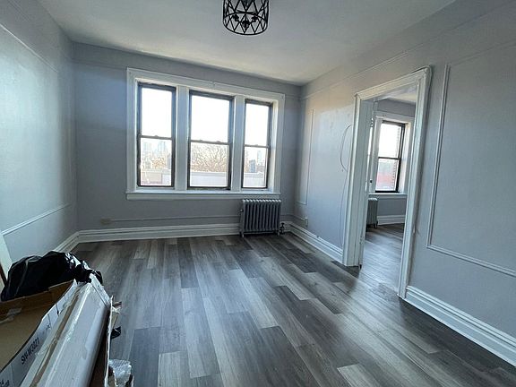 3rd image of 319 Summit Ave APT 16