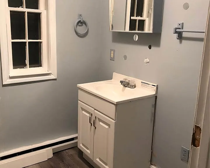 98 Temple St #1 — Photo 9