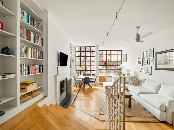 11 West 89th Street image 1 of 14
