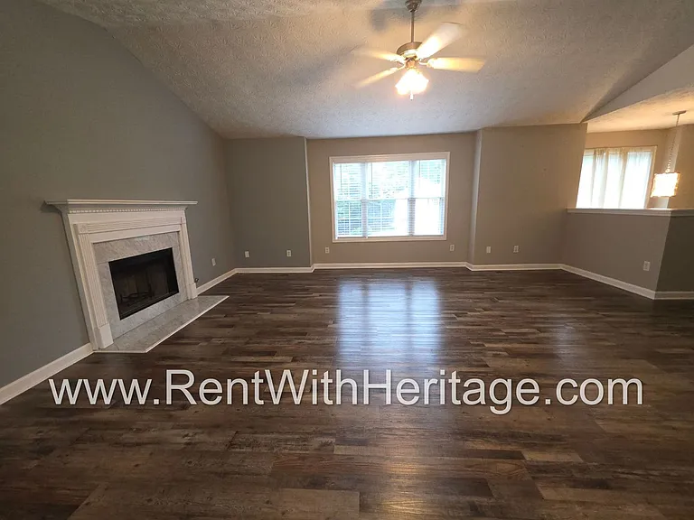 1550 Cedar Hl — Photo 5