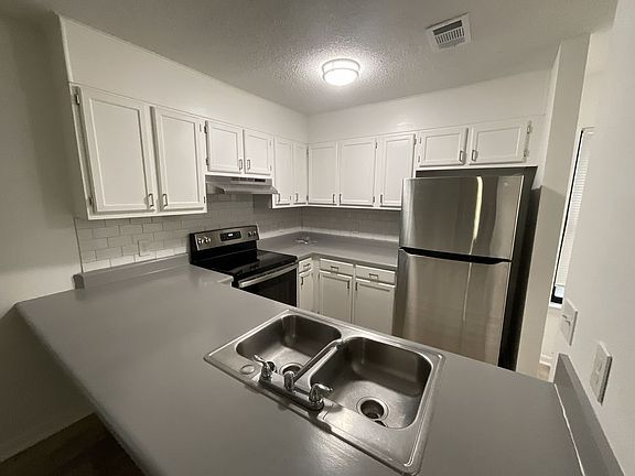 5th image of 10163 Guidy Ln #12