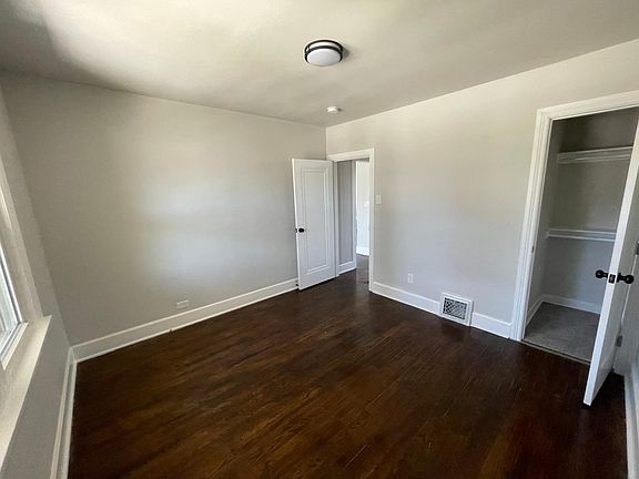 Upstairs Bedroom #1