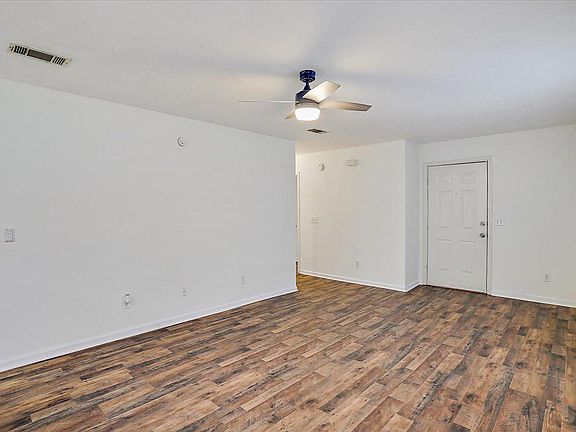 4th image of 111 Caribbean Villas Dr #111B