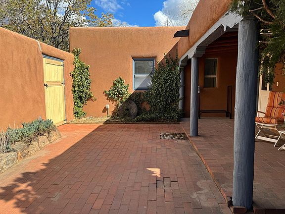 Private gated Courtyard