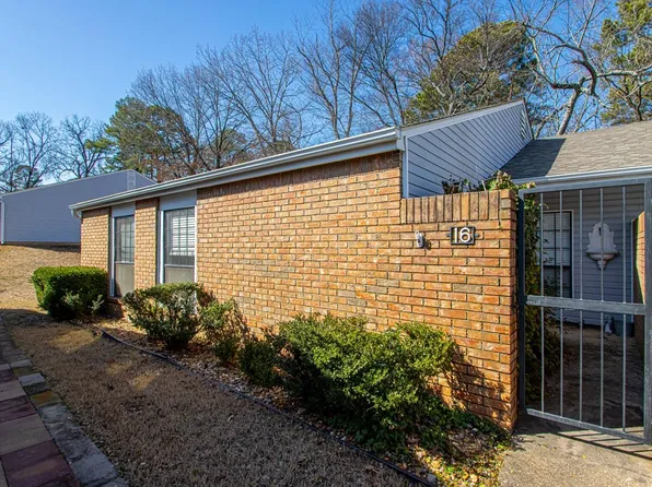 16 Huntsman Ct, Hot Springs, AR 71901