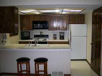 3rd image of 1178 Worthington Heights Blvd