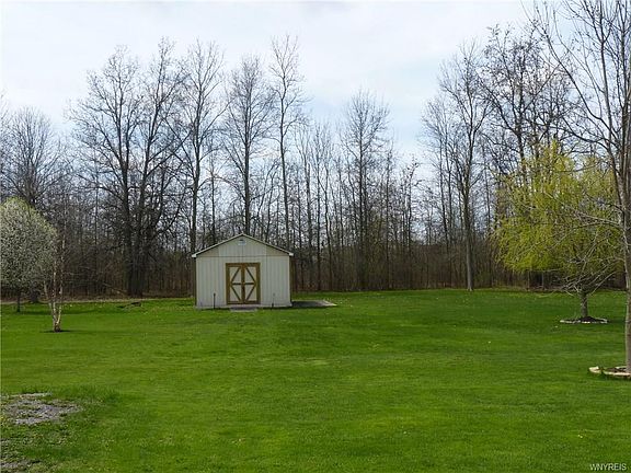5th image of 6926 Maple Dr