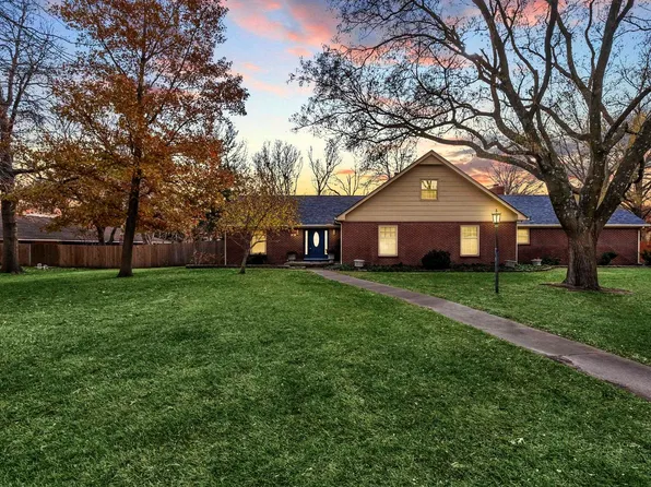5 Sycamore Ct, Newton, KS 67114