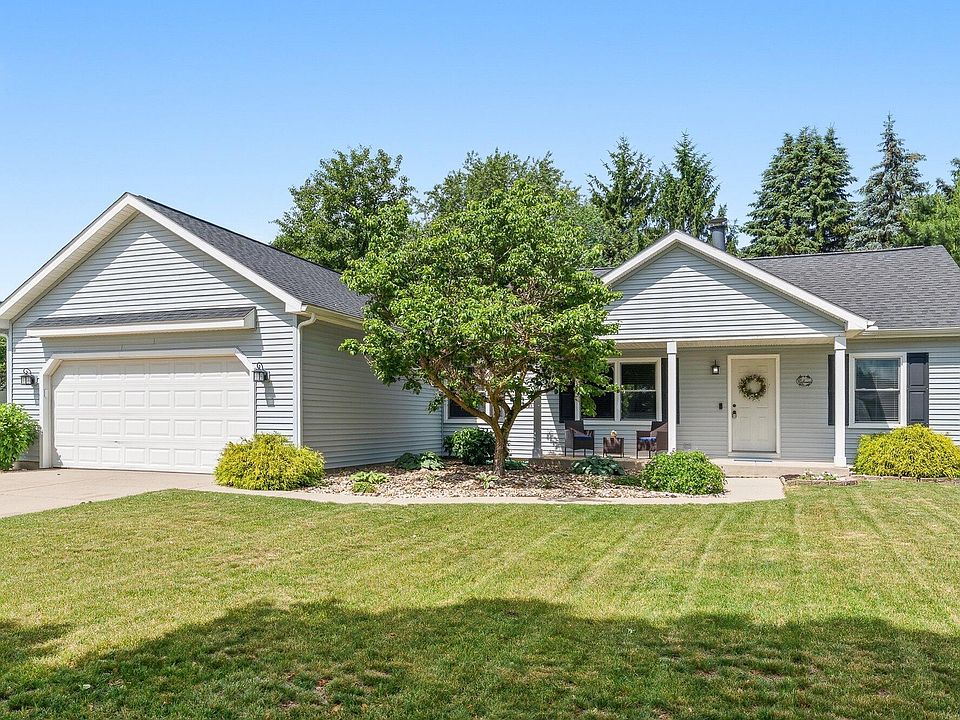 1st image of 1114 Meadowsweet Ln