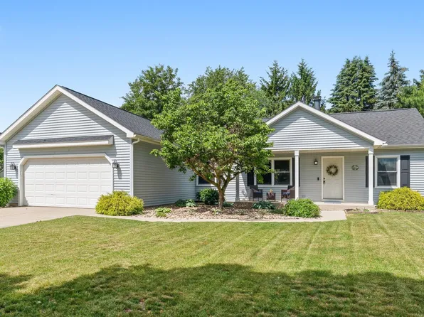 1114 Meadowsweet Ln, Vicksburg, MI 49097