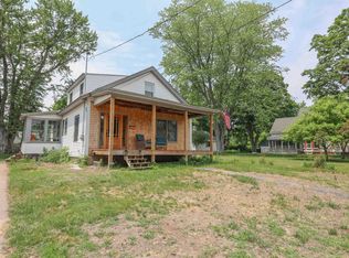 12 Princeton St, Concord, NH 03301