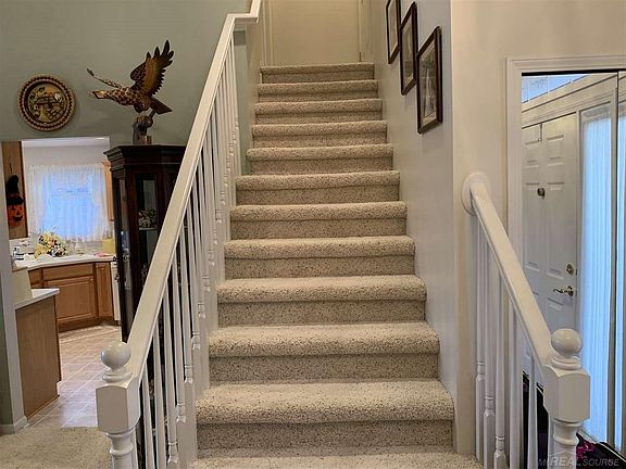 5th image of 52618 Wildwood Dr